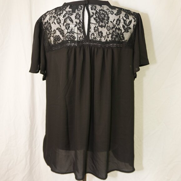 NWT Black Lace Babydoll Top Peekaboo Chest Torrid Womens Size 1 Elegant Party - Picture 3 of 5